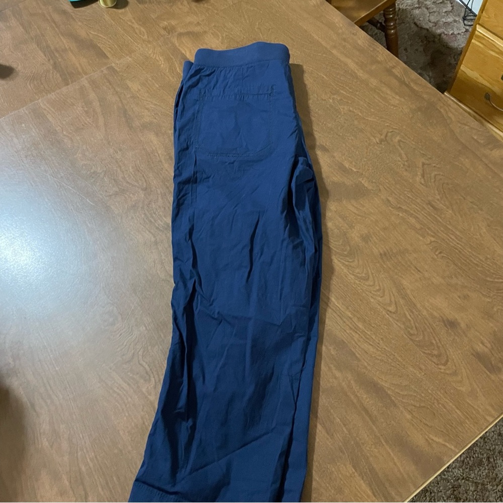 Convertible capri pants 6 NWT - Picture 4 of 4